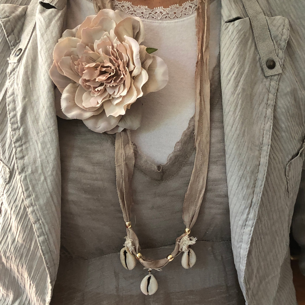 Cowrie Shell Necklace - מטפחות - כיסוי ראש - Aviva Lush tichels, head scarves, volumizers