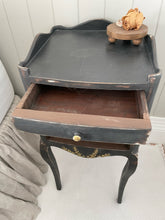 Load image into Gallery viewer, Antique occasional table